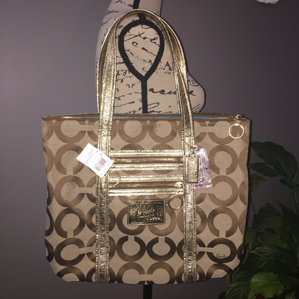 Coach NWT Poppy Art Glamour Shoulder Bag